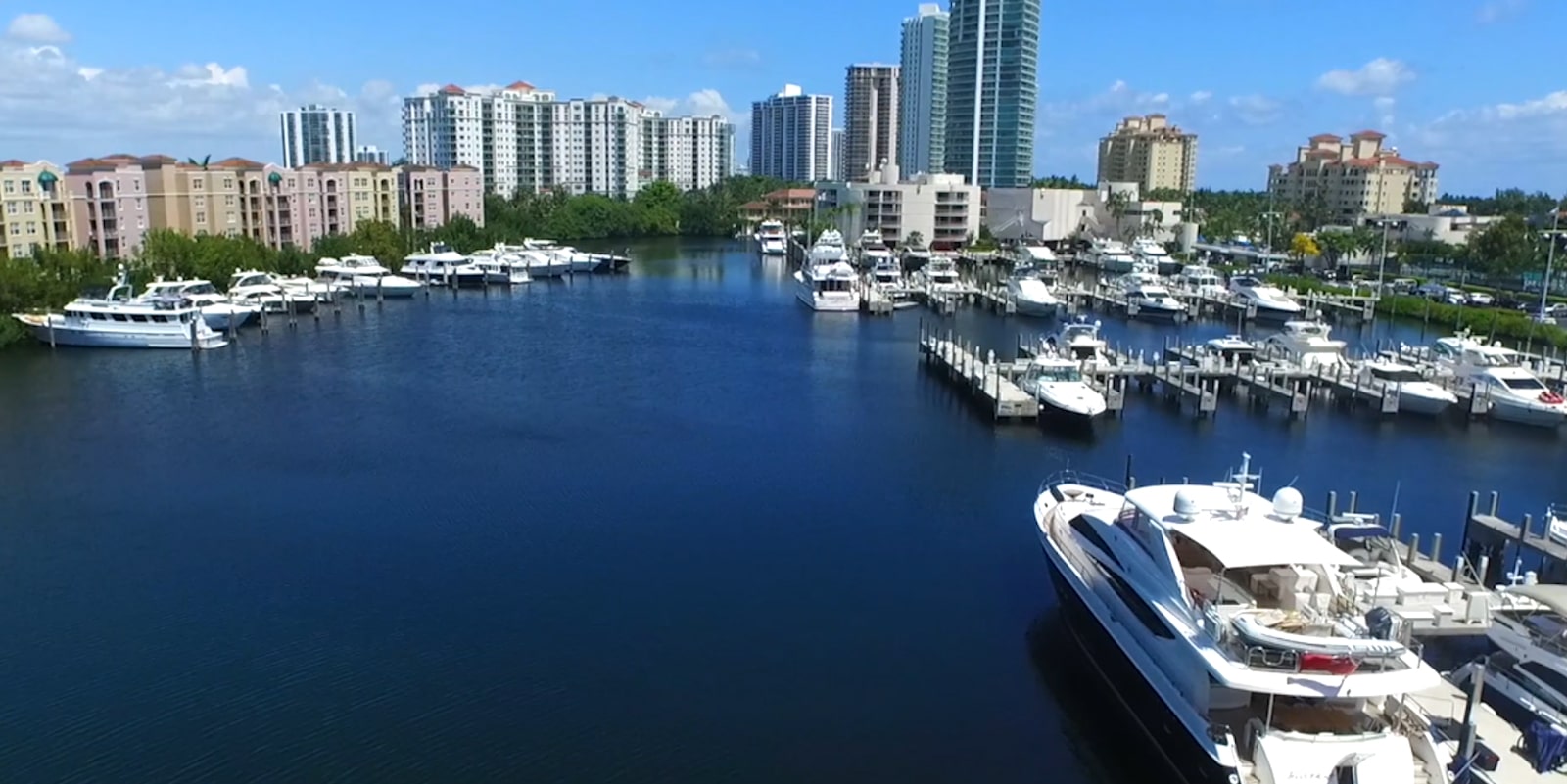 Yacth boats and buildings